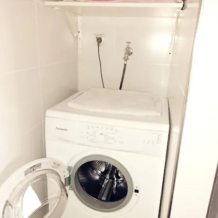 Erdgeschosswohnung Fur Monteure & Gruppen Appartamento Kassel