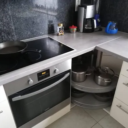 Erdgeschosswohnung Fur Monteure & Gruppen Appartamento