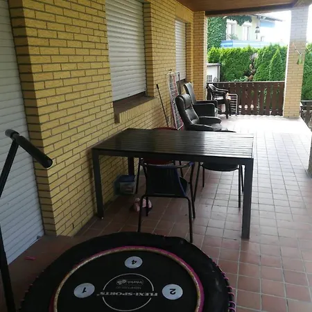 Appartamento Erdgeschosswohnung Fur Monteure & Gruppen